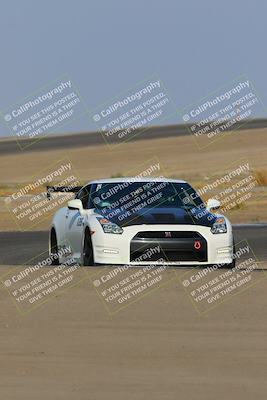 media/Oct-16-2022-Speed Ventures (Sun) [[7df72c9f09]]/Red/Session 2 (Sunset)/